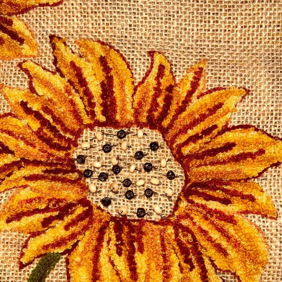 Table runner - Picture 2 of 4